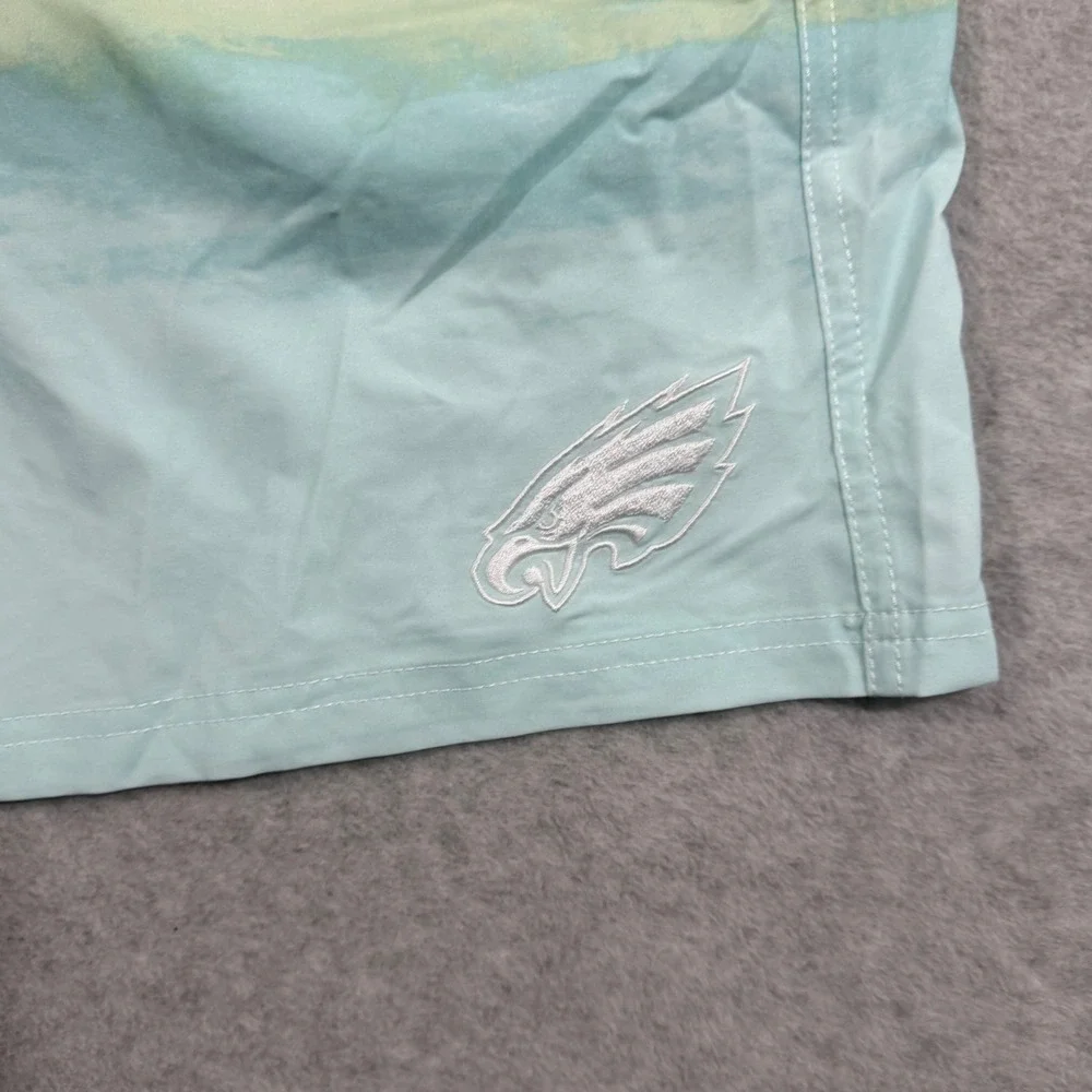 NFL Team Apparel Swim Trunks Mens‎ Large Multicolor NEW Eagles Gradient LAJ0T971